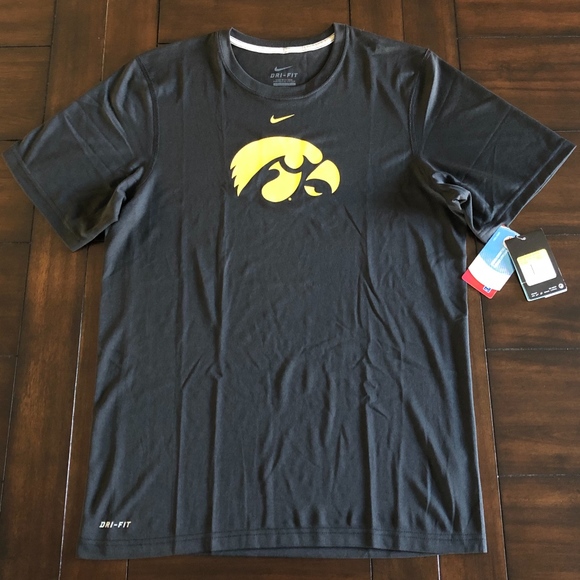 Nike Dri-Fit Performance IOWA HAWKEYES LEGEND LOGO Tee Shirt men’s size S or L - Picture 1 of 8